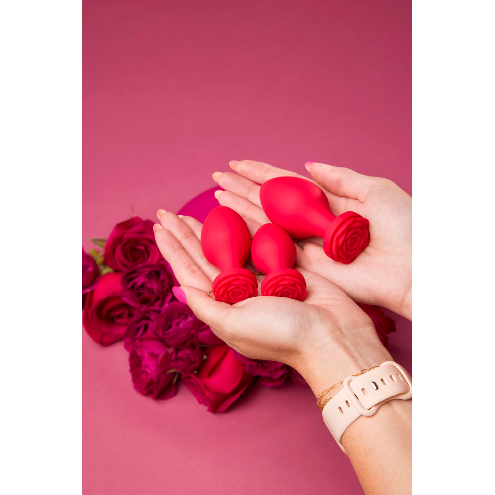 Vibrators, Sex Toy Kits and Sex Toys at Cloud9Adults - Secret Kisses Rosegasm Butt Bouquet - Buy Sex Toys Online